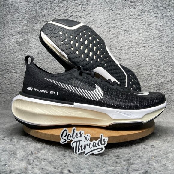 Nike ZoomX Invincible Run 3 Men Size 11.5 Black Coconut White DR2615-001 - Picture 1 of 6